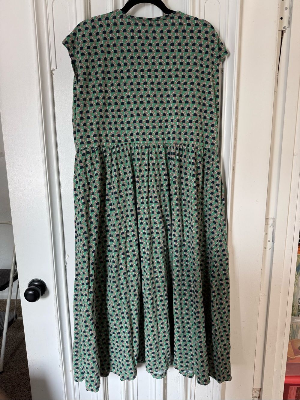 Boden Green Knit Dress with Navy & Coral Sunburst Print Women's size XL 16/18 - Picture 4 of 5